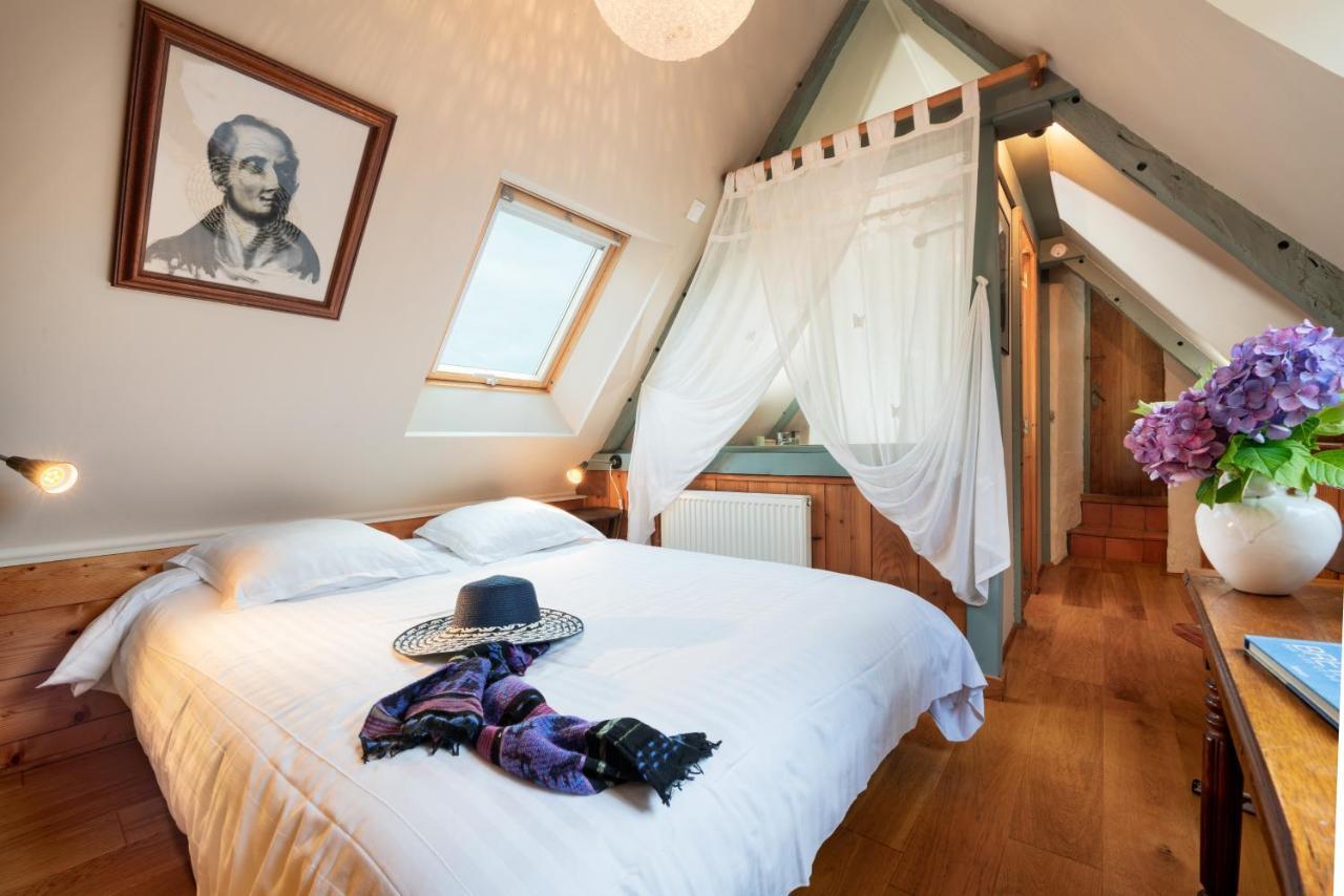 La Grange De Coatelan Hotell Plougonven Eksteriør bilde