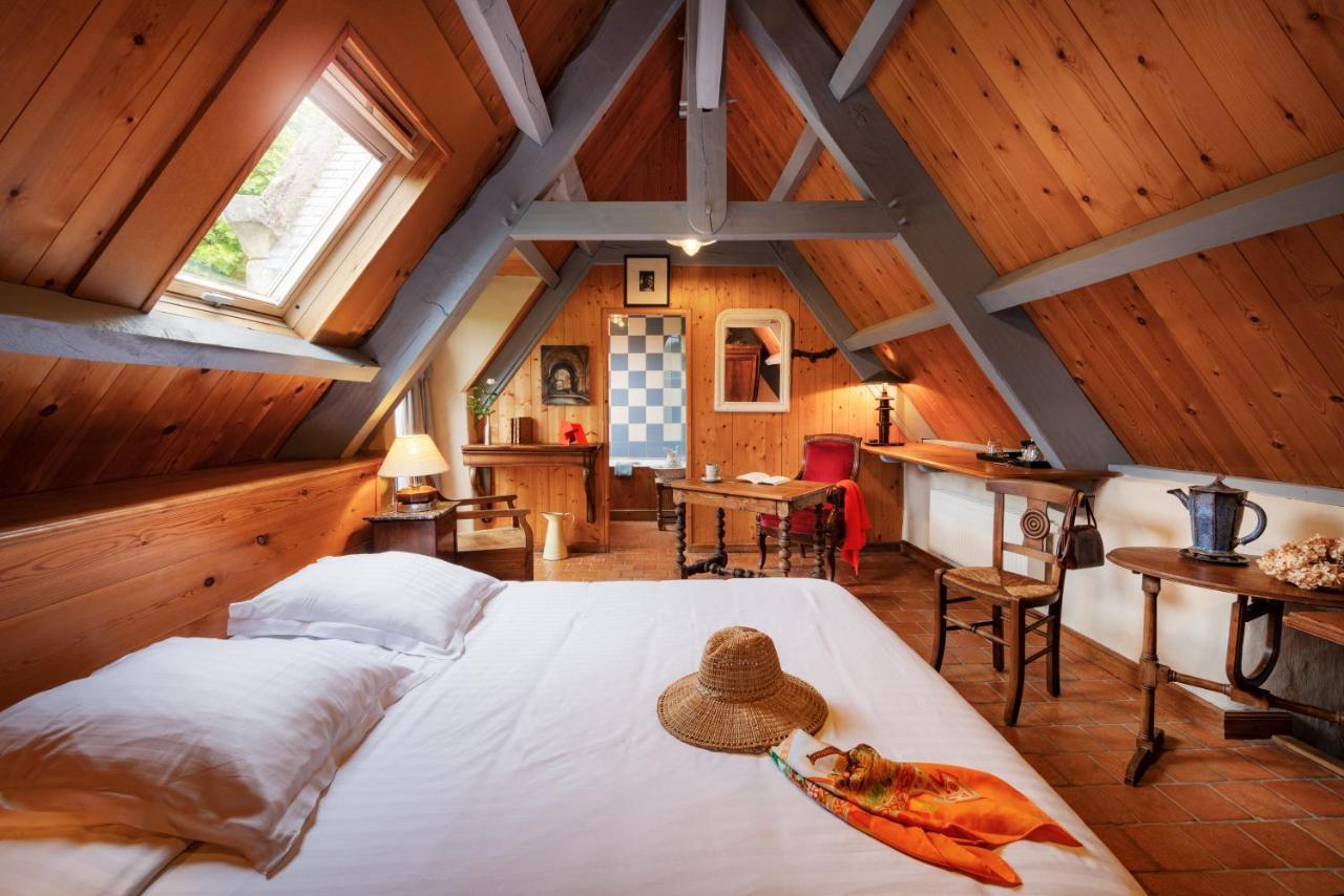 La Grange De Coatelan Hotell Plougonven Eksteriør bilde