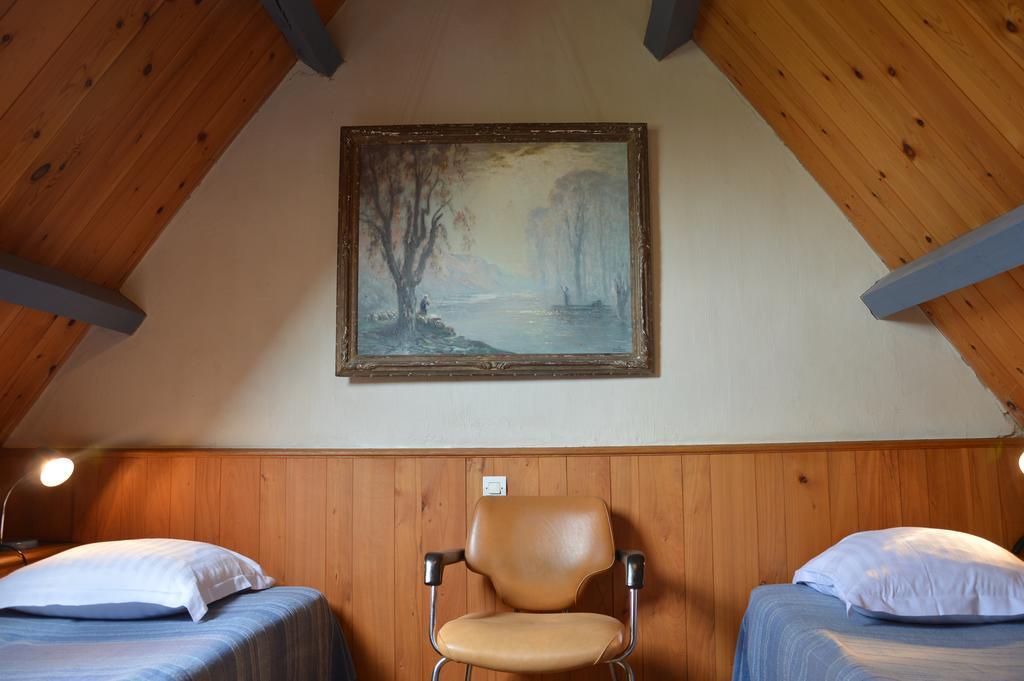 La Grange De Coatelan Hotell Plougonven Eksteriør bilde